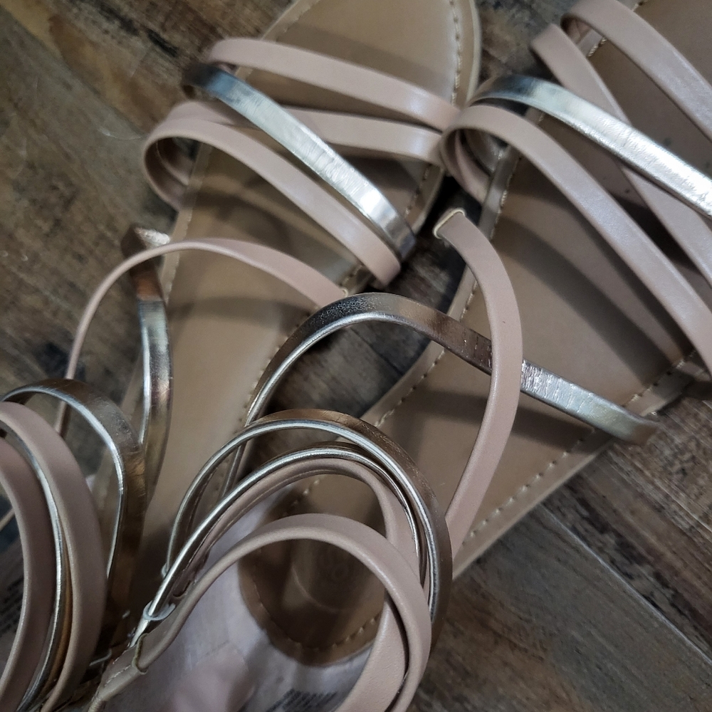 Sandals - Picture 3 of 5